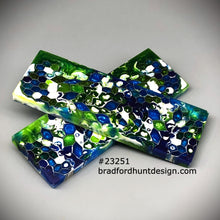 Load image into Gallery viewer, Aluminum Honeycomb and Urethane Resin Custom Knife Scales #23251
