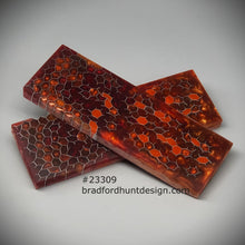 Load image into Gallery viewer, Aluminum Honeycomb and Urethane Resin Custom Knife Scales #23309