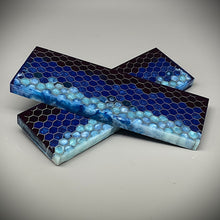 Load image into Gallery viewer, Aluminum Honeycomb and Urethane Resin Custom Knife Scales #25102